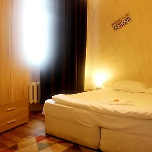 Hotello Hotel